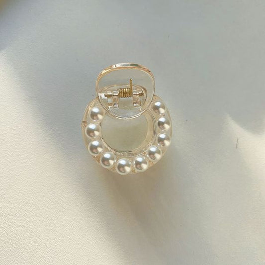 Small Pearl Hairclip