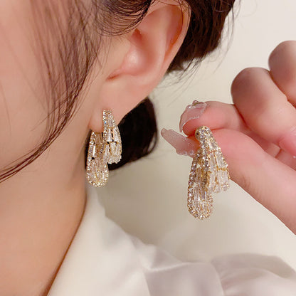 Sophisticated Zirconium Earrings