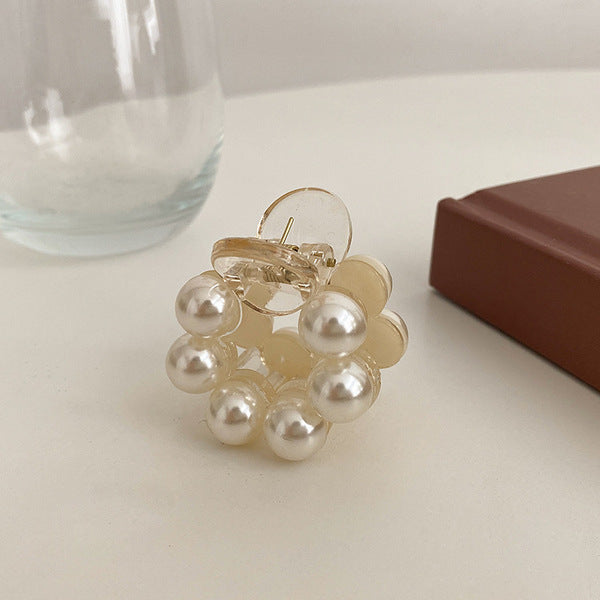 Small Pearl Hairclip