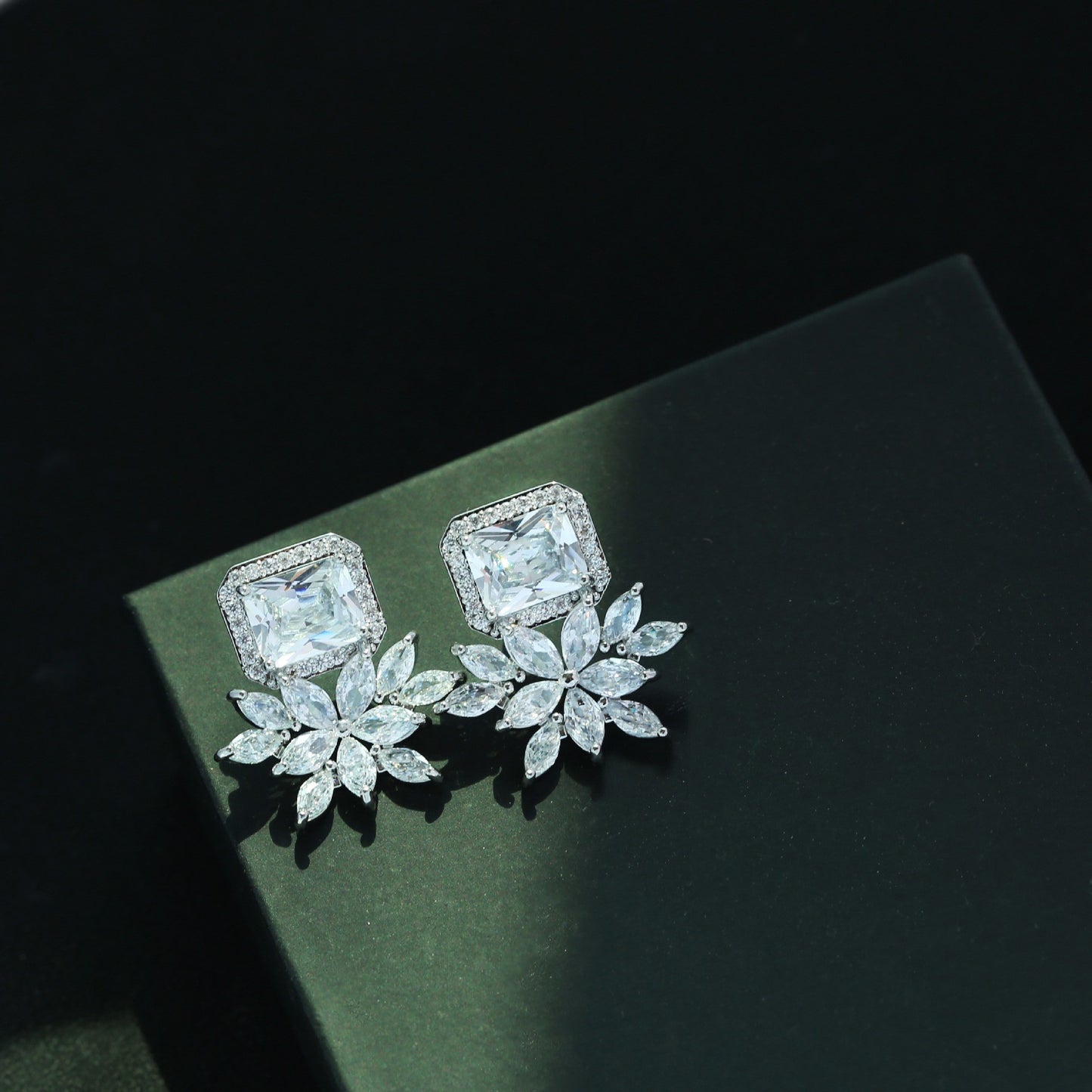 Zirconium Flower Earrings