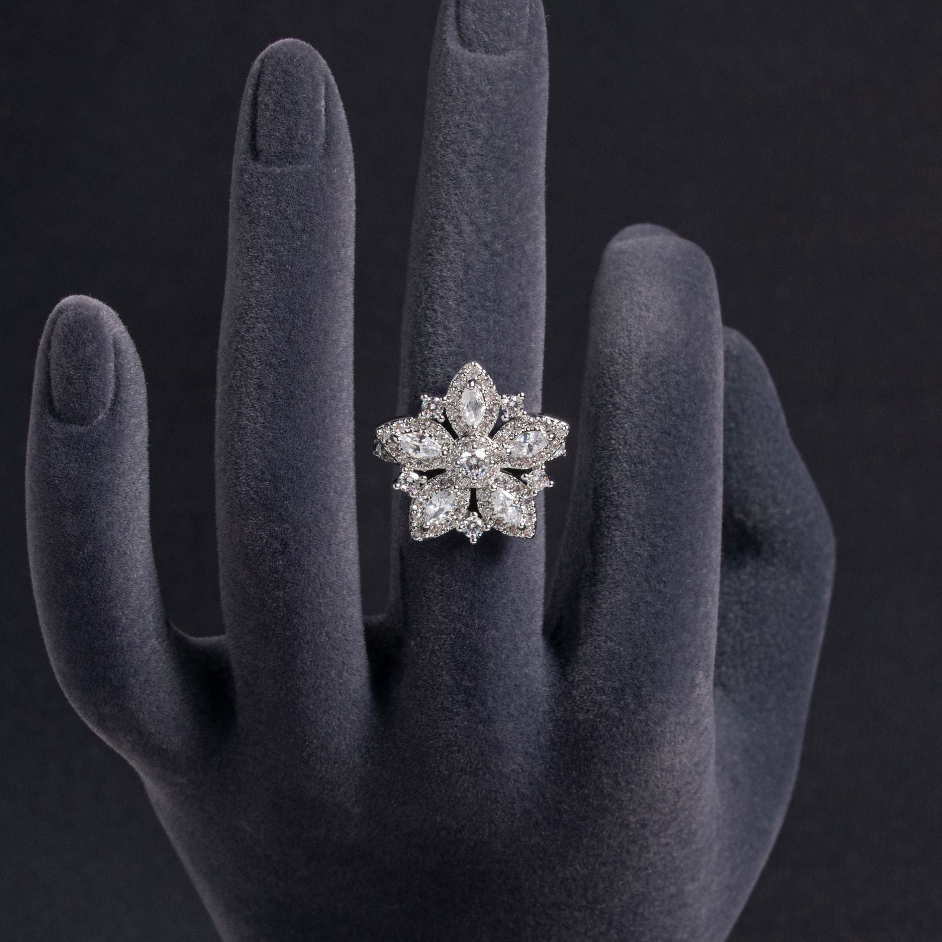 Adjustable Rhinestone Silver Zirconium Ring – Elegant Petal Design