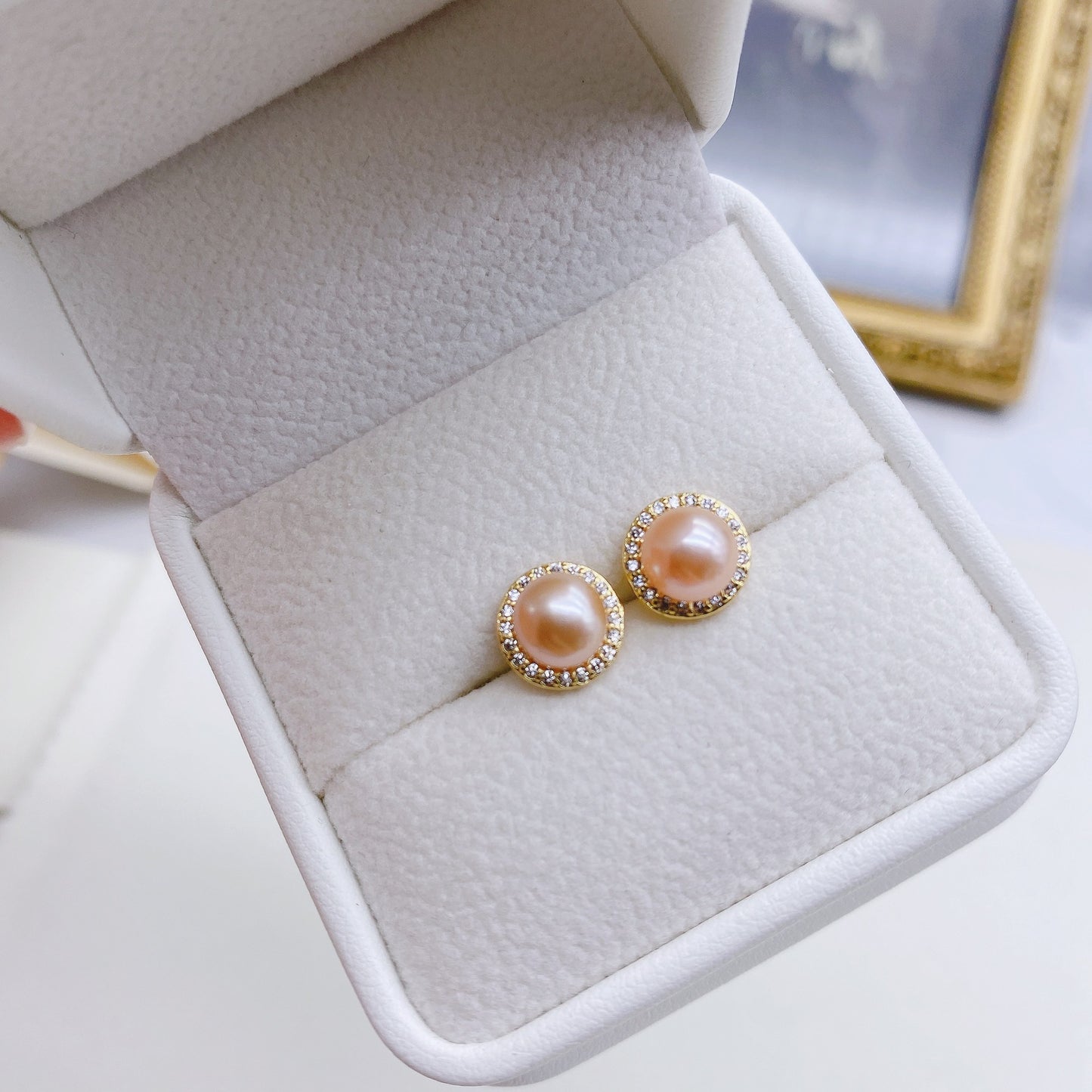 Elegant Stud Pearl Earrings – 5-6mm Pearls with Gold & Silver Accents